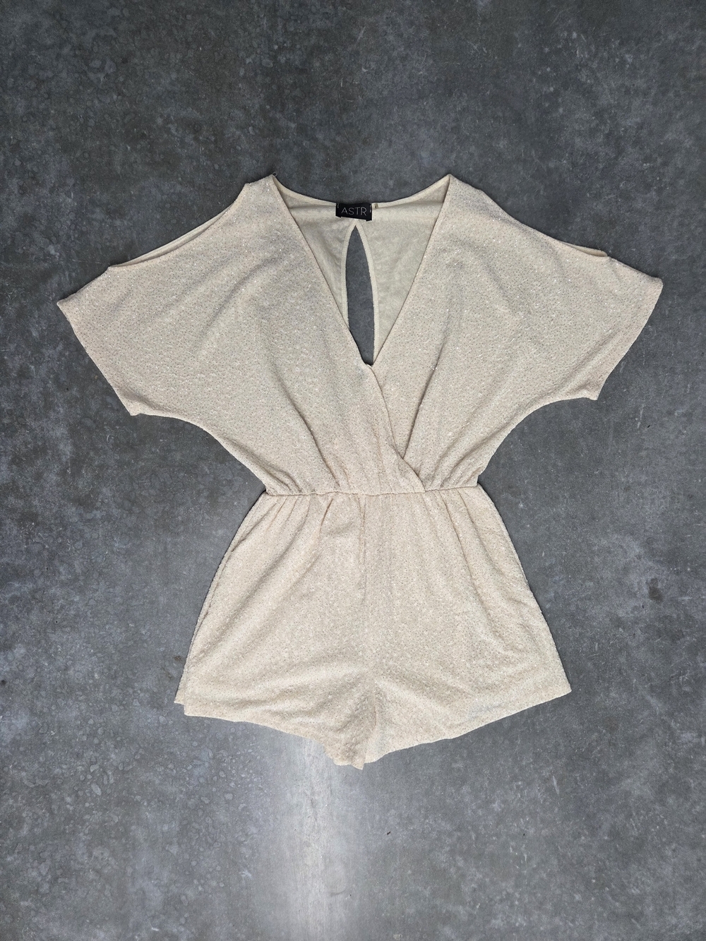 ASTR Champagne Shimmer Short Sleeve Romper Summer Sparkles Size M - Picture 2 of 4